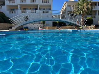 Emily's Sun Escape - 0