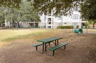 Riverside Prestige Apartments - 3