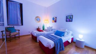 Piazza Erbe Spacious Flat - 7