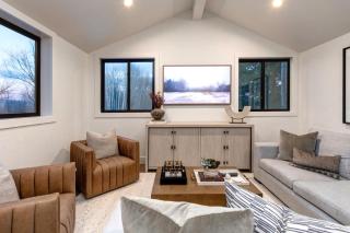 Park City HCT-26C Hot Tub KBM Resorts - 2