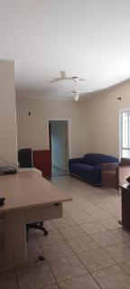 Quarto individual em casa compartilhada com ar condicionado - 1