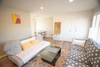 Bright and Comfortable 2 Bedrooms with Views in Santa Monica - 4