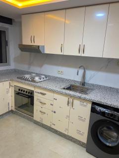 منزل جميل قرب الملعب - 6