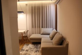 Lakeside Comfort Tirana - Self Check-in - 2