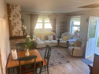 Primrose Cottage - 4