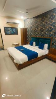 Hotel VR Villa - Vadodara - 9