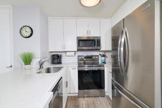 F204 - Cozy Seaview Condo - 3