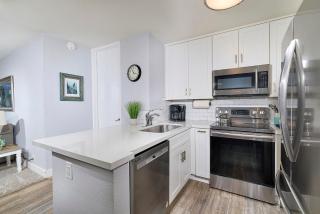 F204 - Cozy Seaview Condo - 4