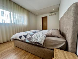 Urban Chic 2BR - Prestigia near stadium - 4