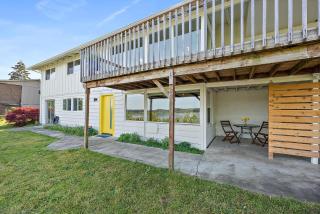 Silverdale Water View Apartment 15 Mins from Soccer Fan Zone - 4