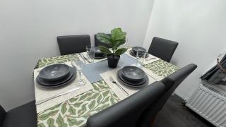 Chic Above Store - 7