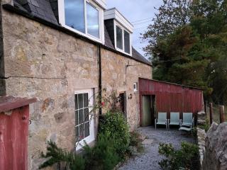 Country Living next to the City - 9