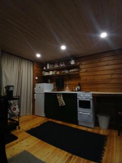 Söpö mökki luonnon rauhassa - 6