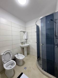 Modern Apartment in a Quiet Area near Center - 8