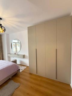 Modern Apartment in a Quiet Area near Center - 3