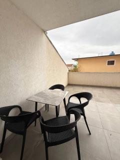 Modern Apartment in a Quiet Area near Center - 1