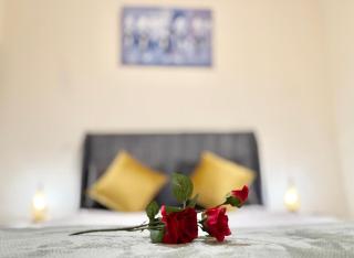 Darraha-Ideal early & late flights-Next to Menara, 5 min to Airport-Home-WiFi, AC & Transport Support - 0