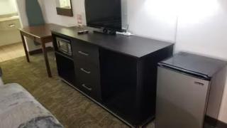 OSU 2 Queen Bed Hotel Room 238 - 5