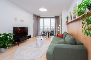 Skyline River Suite & EUROVEA TOWER - 3