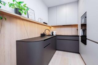 Skyline River Suite & EUROVEA TOWER - 2