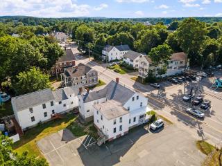 Exeter 2nd Floor 2 Bed 1 Bath- Pet Friendly - 1