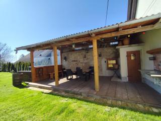 MaLu vintage house with garden - 8