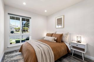 Cozy & Bright Santa Clarita Retreat - 3