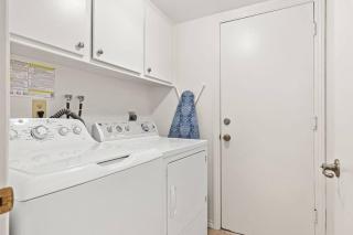 Goode HOMES Stunning Home w/ Beautiful Backyard - 0