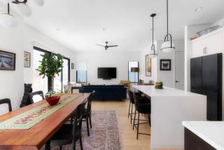 Central Austin Oasis with Pool - Sleeps 9 - 3