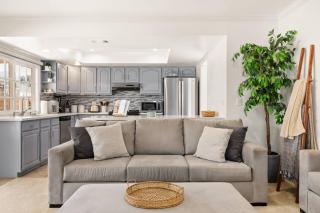 GOODE.HOMES | Luxury Home w/ Beautiful Garden - 6