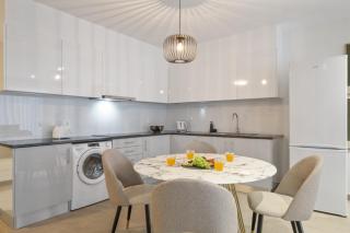 Sunflower Gem by Homie - 2