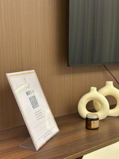 Serene 2BR Haven-Close to Restaurants & Mall - 3