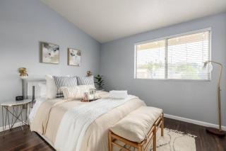 Luxury Modern Home w/ Jacuzzi | GOODE HOMES - 1