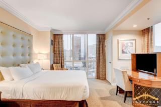 MGM Signature-09-821 1Br2Ba F1 Strip View Balcony Suite - 3