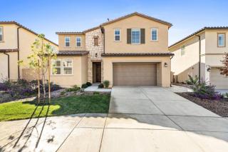 Luxury Mountain View Home w/ large backyard - 6