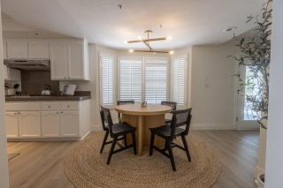 Goode.Homes Hilltop Home w. private pool/spa - 2