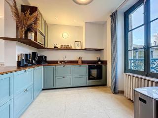 Charming bourgeois house – Précy town centre - 1