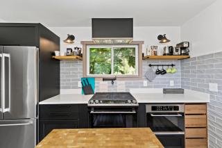 Lilliwaup Stay - 22 Acres, water Views, Beach Access - 8