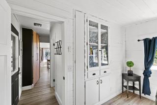 Lilliwaup Stay - 22 Acres, water Views, Beach Access - 4