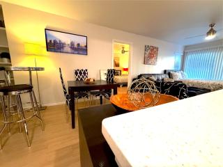 Great 2 Bedroom and 2 Bathroom Apartment in Marina - Los Angeles - 9
