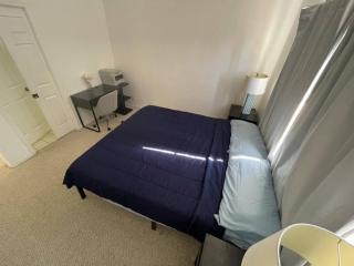 Large 6-bedroom house w/jacuzzi - 2