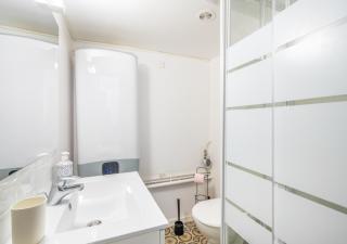 Loft cosy avec mezzanine Tout à pied Beaucaire Cocon 2 - 6