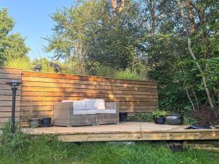 Retreat with Outdoor Lounge Area - 9