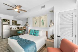 Portside Suite - CC-301A - 0