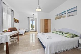 Herrliche Villa mit Traum-Meerblick, beheizbarem Pool, 3 min zum Strand - 2