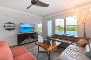 Waterfront Stateroom CC-305 - 9