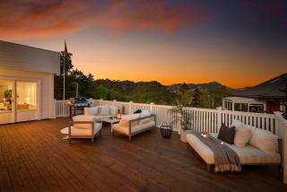 Spacious Group Villa with Jacuzzi and Views - 0