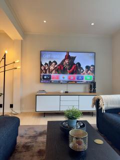 Spacious Group Villa with Jacuzzi and Views - 4