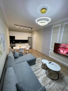 Luxe Apartment Tirana - 9