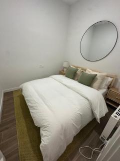 3BR apartment at Puerta del Sol Walk to Plaza Mayor & Gran Vía - 4